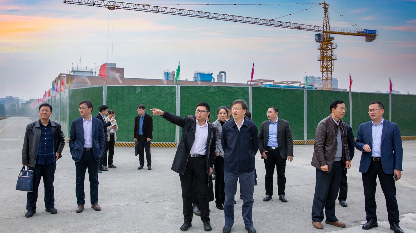 江苏省政府参事调研华体会官方版网站登录入口-华体会(中国)
药业，共话川药发展之路